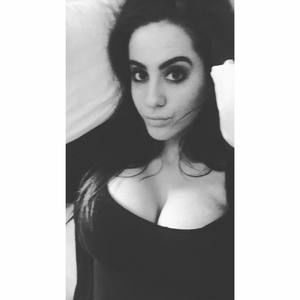 Meet your Posher, Adison